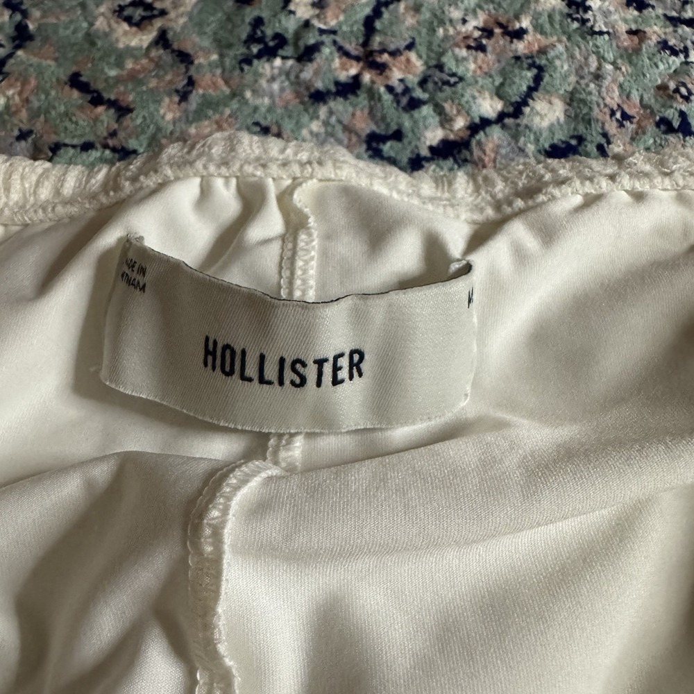 Hollister Women's Lace Lined White Skirt with Built in Shorts Size M - Picture 6 of 8